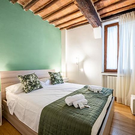 Suite 35 Nel Centro Storico Di Siena In The Historic Center Of Сиена Екстериор снимка
